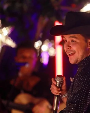 Live concert by Lupita Infante